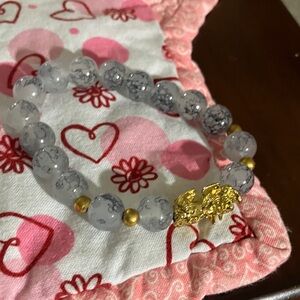 Chic Gray and Gold Beaded Bracelet